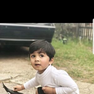 Meet your Posher, Glennis n manny